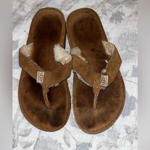 UGG flip flops